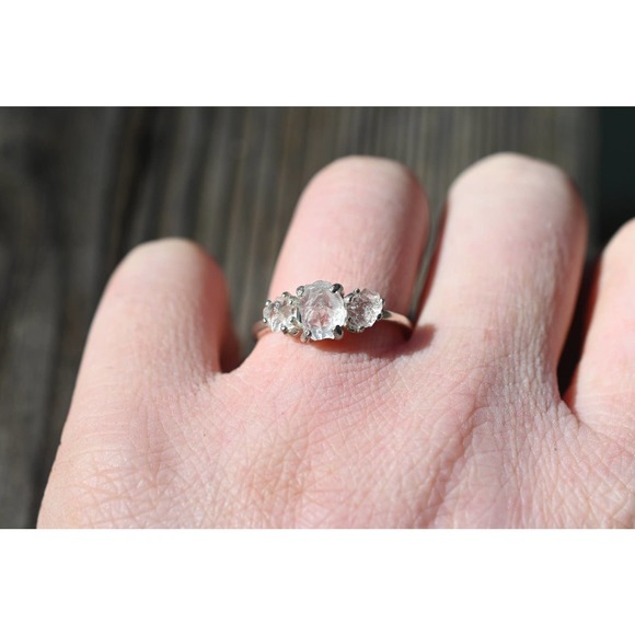 alternative raw diamond engagement ring raw crystal size 4 5 6 7 8 8 9 1… - Picture 4 of 4